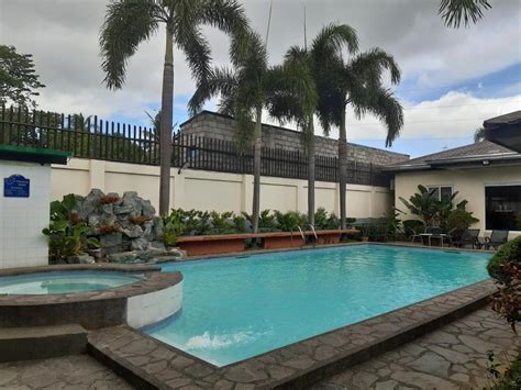 Plumeria Hotel, Santo Tomas .